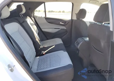 2022 Chevrolet Equinox Ls z USA, uszkodzony, nr VIN 3GNAXHEV5NS178173